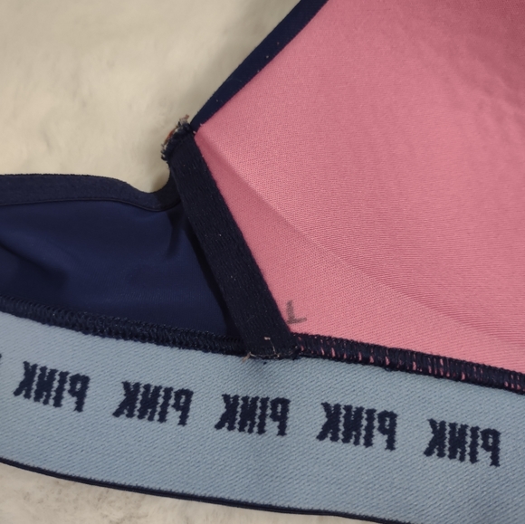 PINK VICTORIA'S SECRET Navy Blue Wear Everywhere Wireless Padded Bra Size 32B - Picture 8 of 8